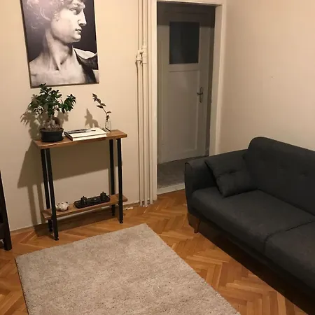 Bosphorus View, Great Location And Cozy House! Daire İstanbul