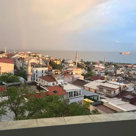 Bosphorus View, Great Location And Cozy House!